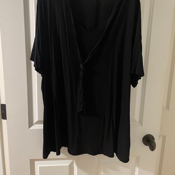 Lane Bryant Black Tshirt with tie in front, 26/28 - Picture 3 of 4
